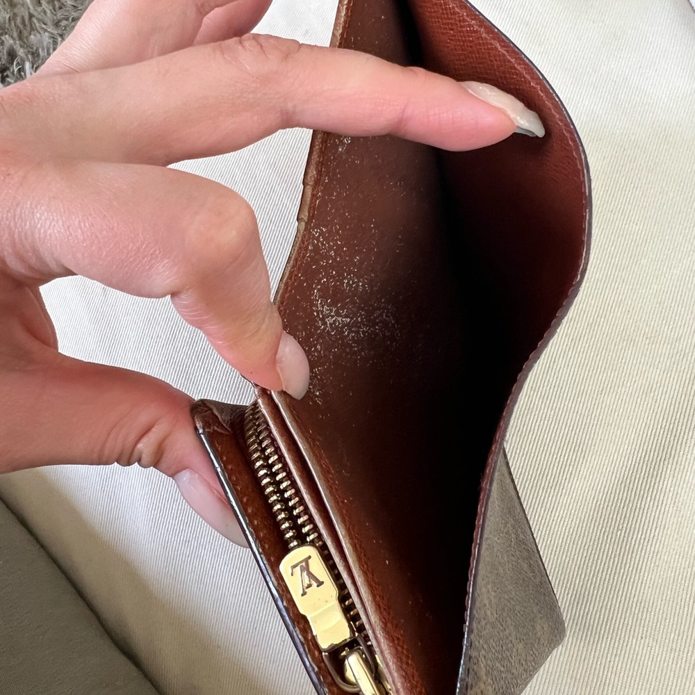 Louis Vuitton Wallet made in France - Picture 4 of 14
